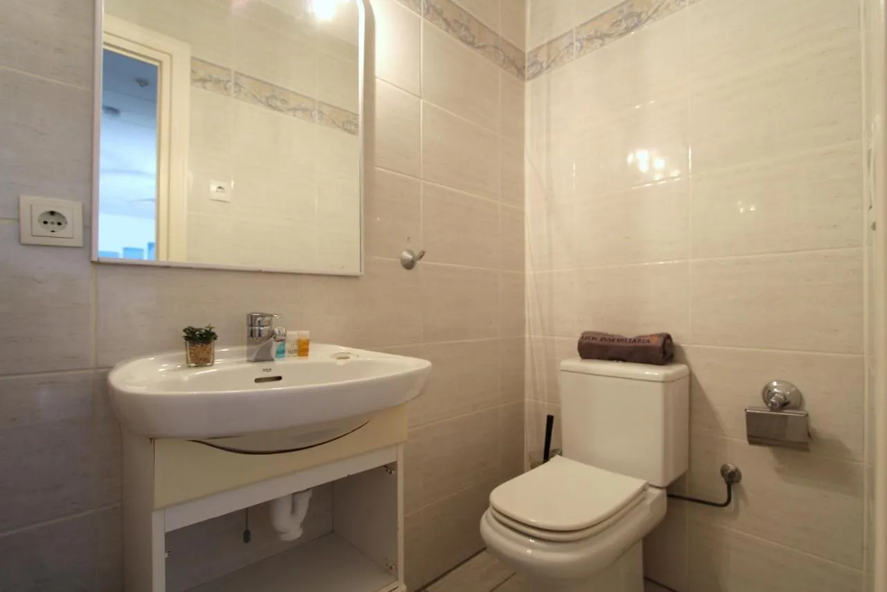 Leon Inmo Apartment Denise - 10414 エンプリアブラバ スペイン